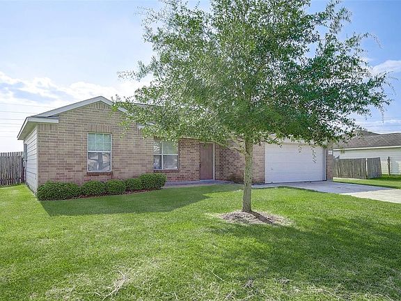 3rd image of 6814 Garnet Trail Ln