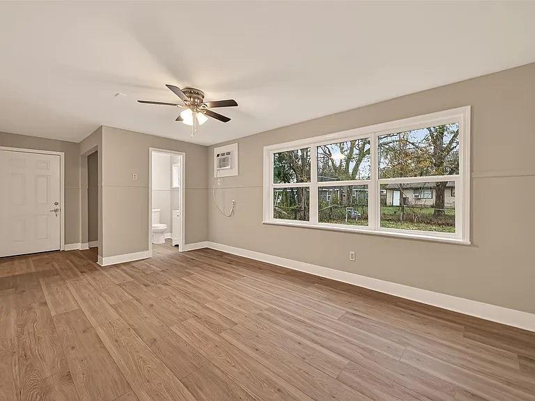 5833 Southlea St — Photo 21