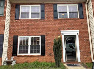 304 N Townes Ct, Spartanburg, SC 29301