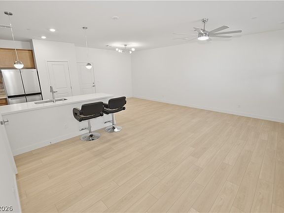 4th image of 12460 Kings Creek Pl