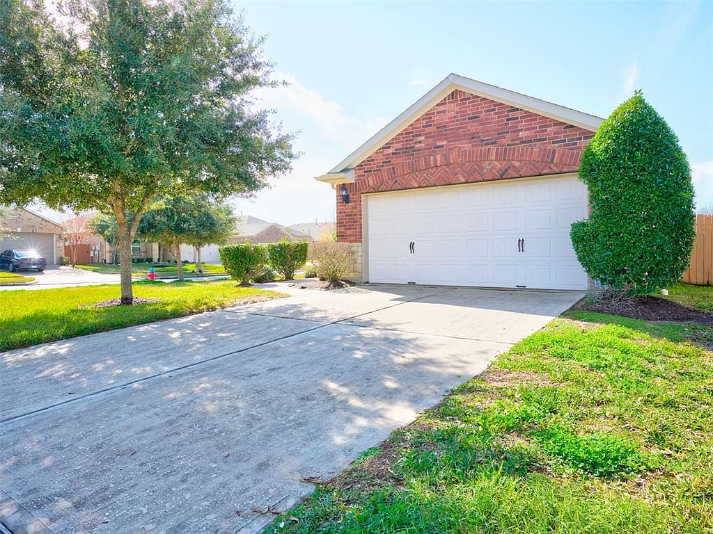 1627 Volterra Ln, League City, TX 77573 MLS 23630530 Zillow