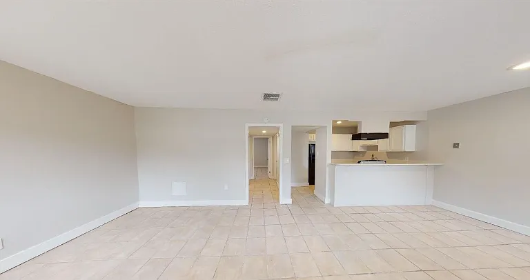 603 Woodbine St #2 — Photo 2