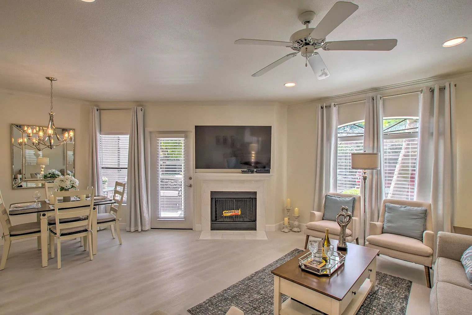 2 bed, 2.0 bath, 1194 sqft, $3,628 — Photo 3