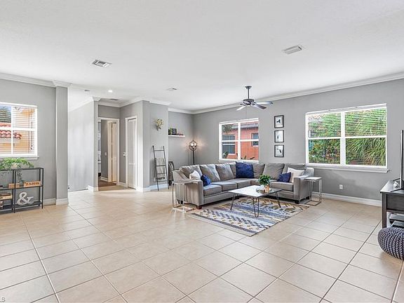 3rd image of 7231 Bergamo Way Unit 201