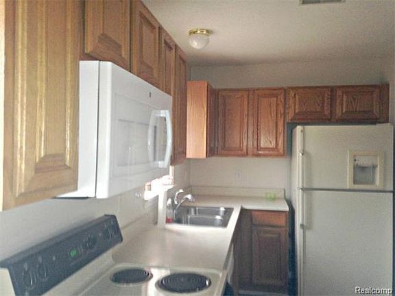 3rd image of 23457 Boller Ct #186