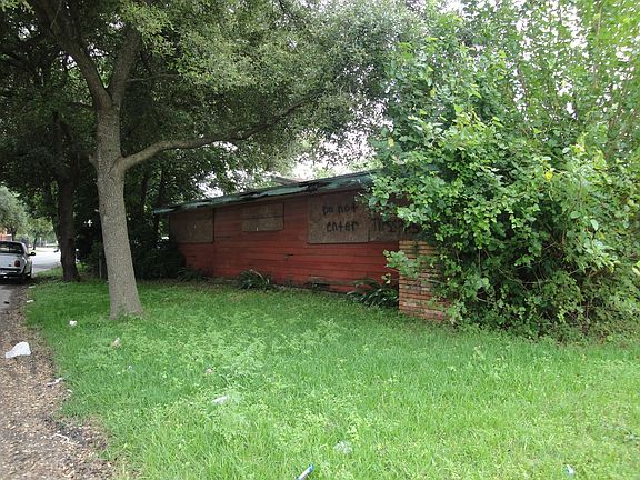 4th image of 3570 Rosewood St