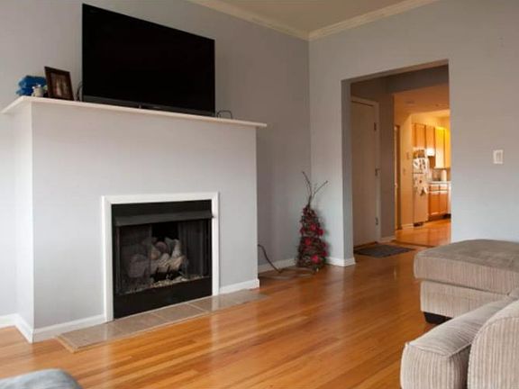 3rd image of 1309 W North Shore Ave #3