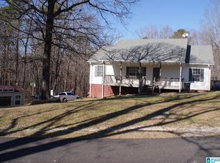 3965 Black Hawk Dr, Bessemer, AL 35022