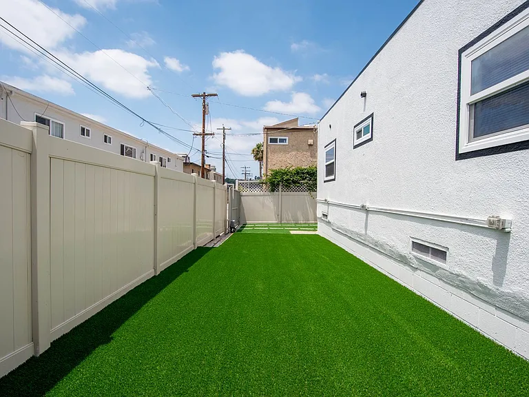 6352 Holabird St — Photo 18