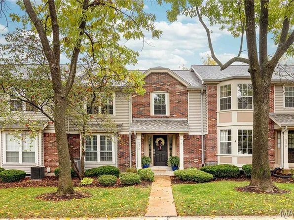 5314 N Kenrick Parke Dr, Saint Louis, MO 63119