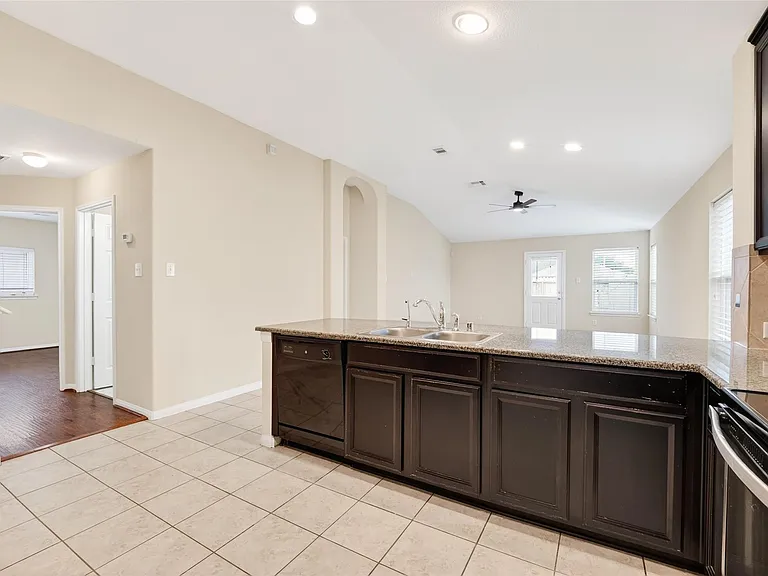 3714 Glover Meadows Ln — Photo 9
