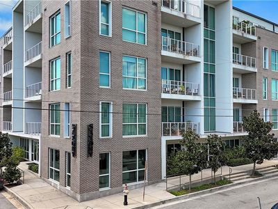 900 Bartholomew St #320, New Orleans, LA, 70117