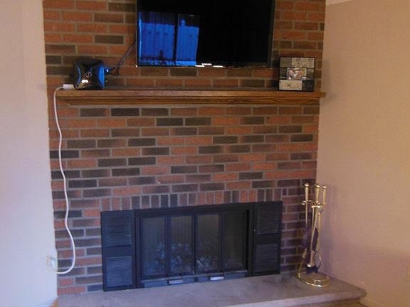 Television / Fireplace