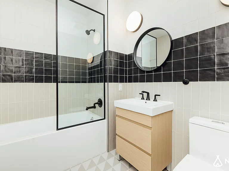 312 Devoe St #1E — Photo 8