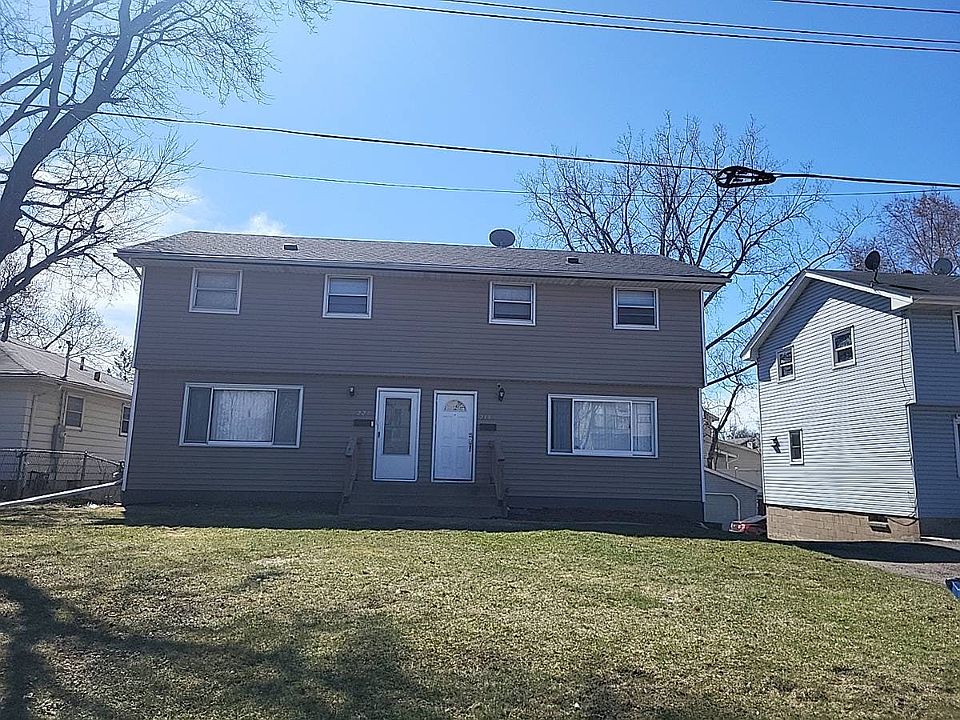 1st image of 218 42nd Ave NE