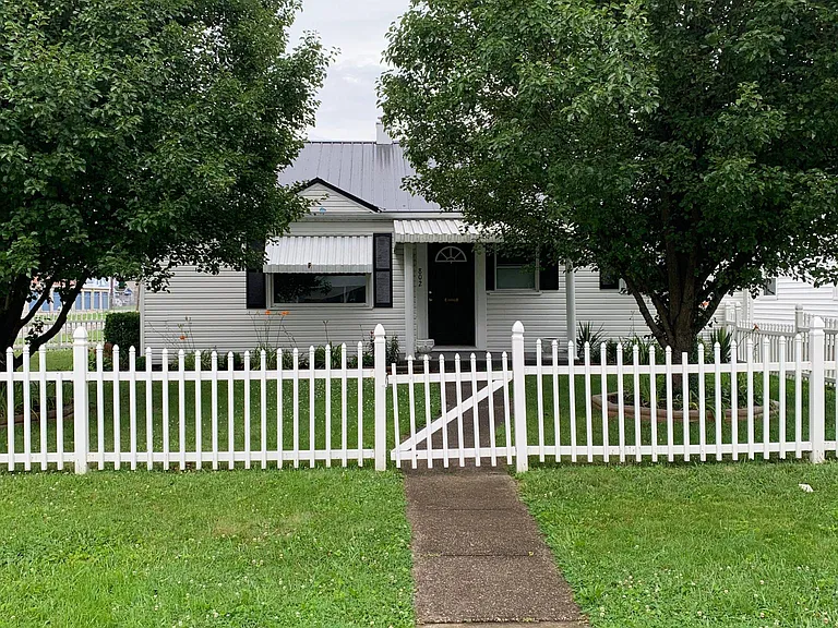 802 4th Street West
Huntington, WV 25701
