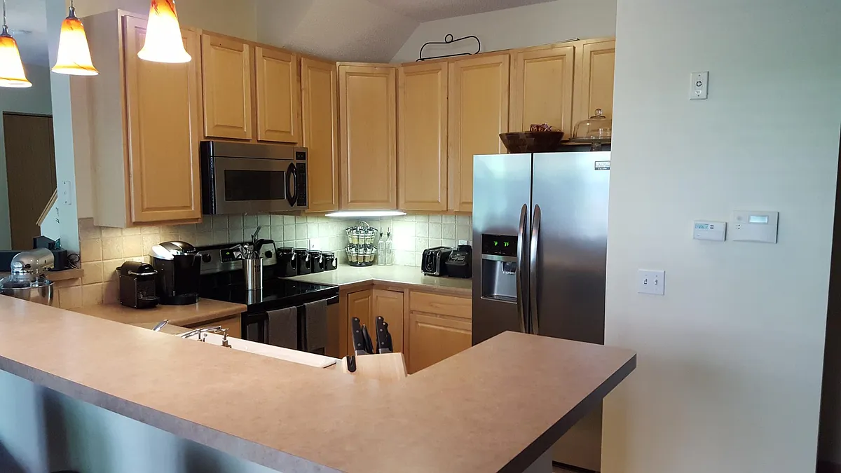 Stainless steel appliances - 645 N 1st St #131