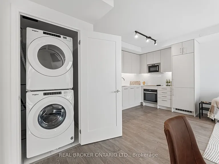 286 Main St #2602 — Photo 21