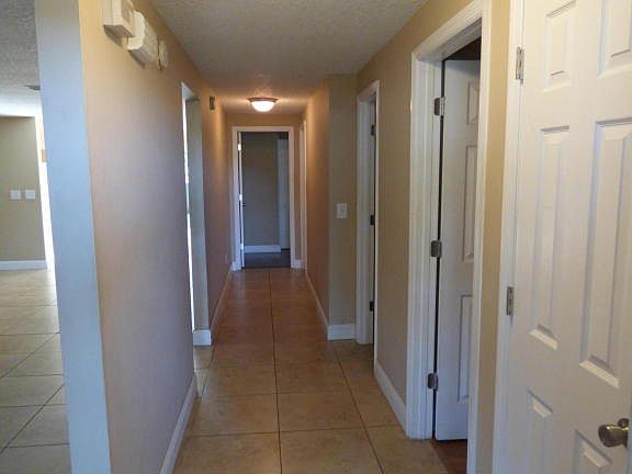 3rd image of 1447 Butte Ct