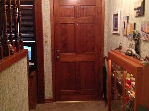 2nd image of 3231 Deerfield Dr