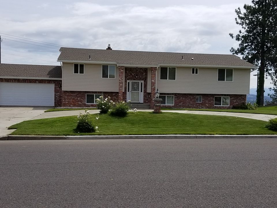 1st image of 8028 N Panorama Dr