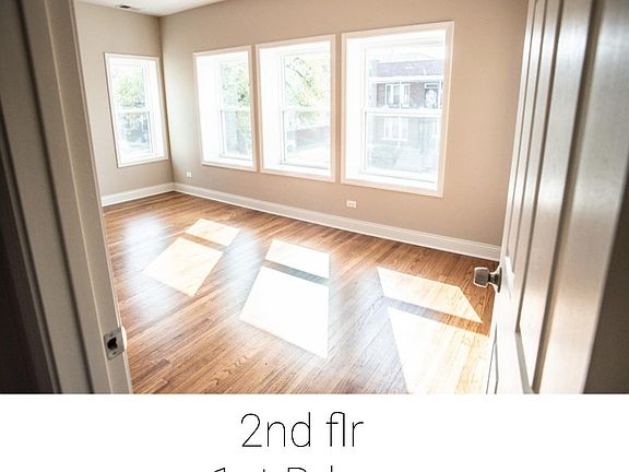 4th image of 4848 W Augusta Blvd E #2-2W
