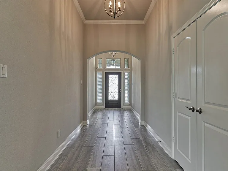 180 Racetrack Ln — Photo 10