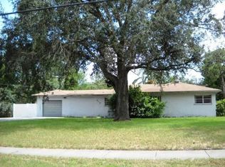 312 W Country Club Dr, Tampa, FL 33612