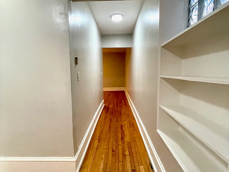 840 W Elmwood Ave #1 — Photo 16