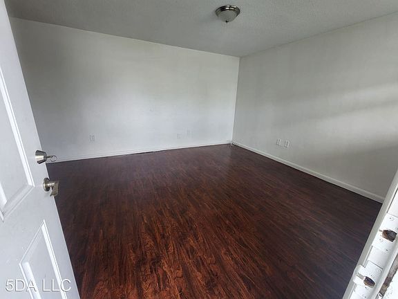 4th image of 1646 NW 2nd St APT O5
