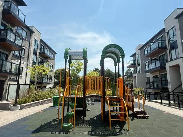 60 Morecambe Gate #C319, Toronto, ON M1W 2N6