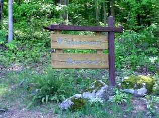 260 Rr 1, Grafton, WV 26354