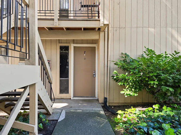 982 Kiely Blvd #F — Photo 31