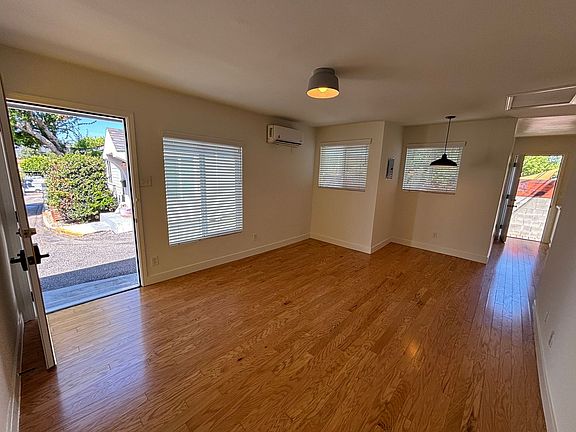 3rd image of 3232 Verdugo Rd #3236