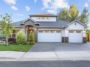 15141 NW Todd St, Beaverton, OR 97006