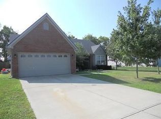 183 Hawthorne Dr, Georgetown, KY 40324