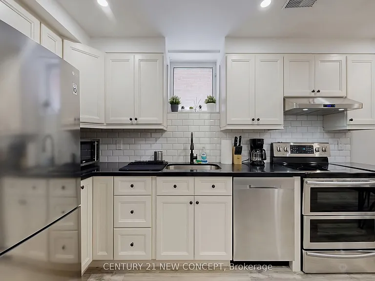 622 Sweetwater Cres #BSMNT — Photo 10