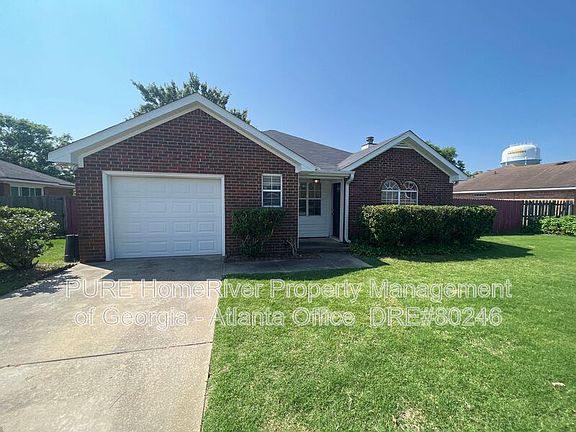 3rd image of 127 Redford Dr