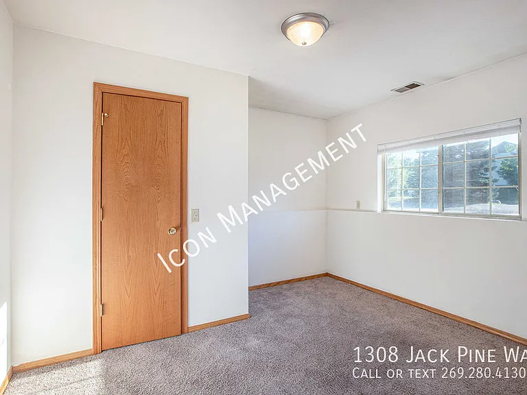 1308 Jack Pine Way — Photo 12