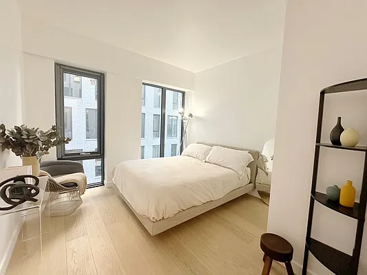 Sold by United Real Estate Fortune | media 11