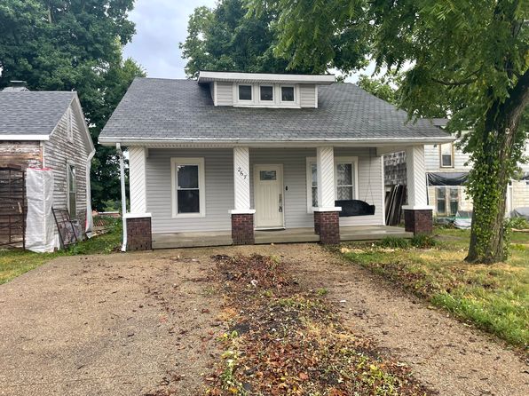 267 E Main St