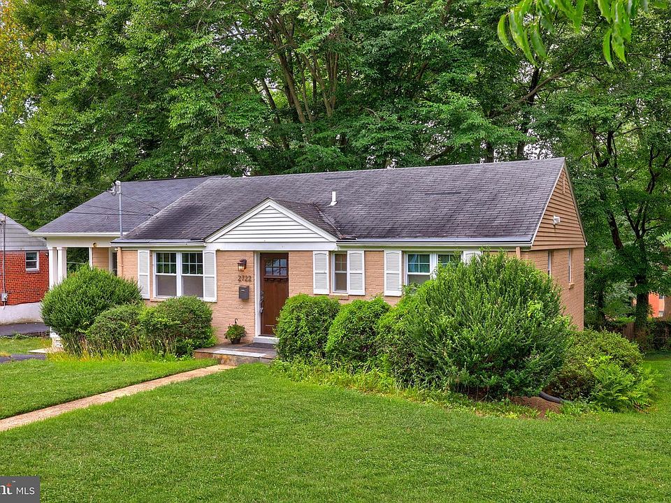 1st image of 2722 Woodley Pl