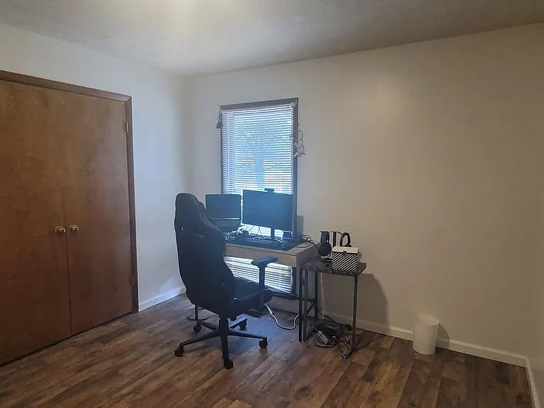6978 Melbourne Dr — Photo 11