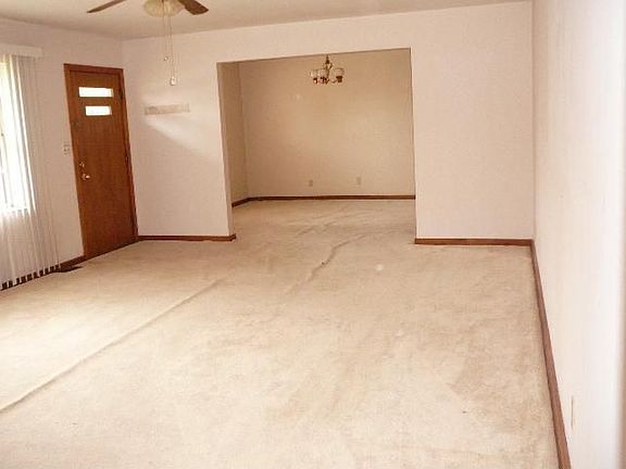4th image of 105 Franklin Dr