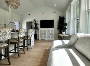(Undisclosed Address), Mount Pleasant, SC 29464