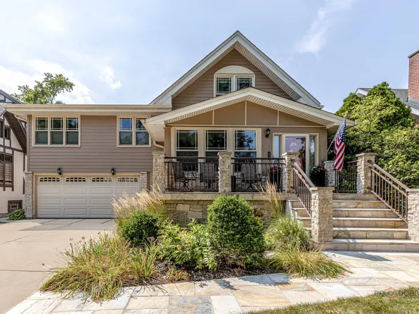 320 S Clifton Ave, Park Ridge, IL 60068
