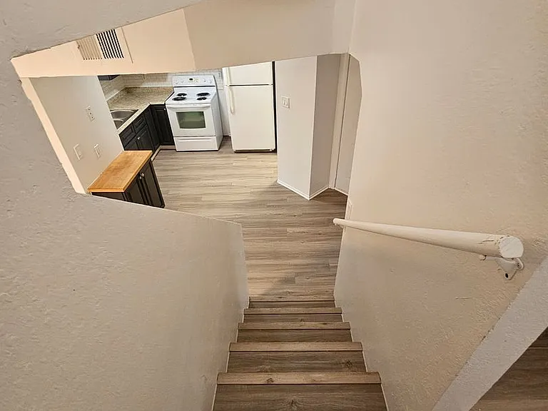 1715 E. Pepper Circle — Photo 32