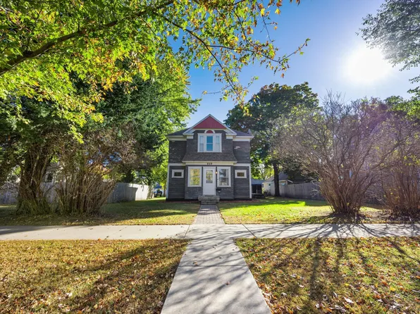 315 Adams St SE, Hutchinson, MN 55350