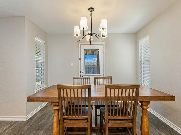 7814 Blackhawk Pass — Photo 16