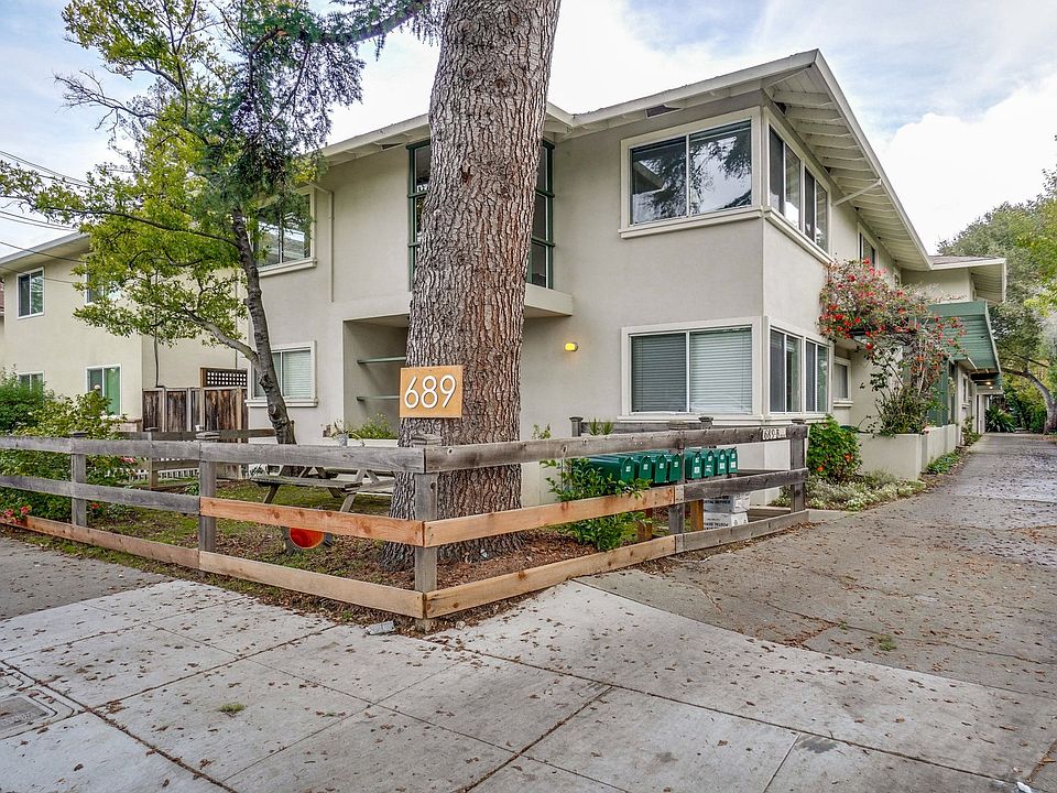 1st image of 689 Roble Ave APT 1A